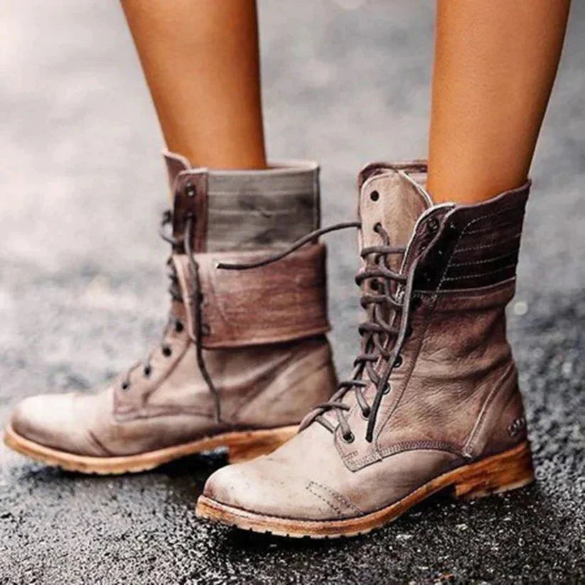 Rowena™ | Women’s Vintage Lace-Up Boots